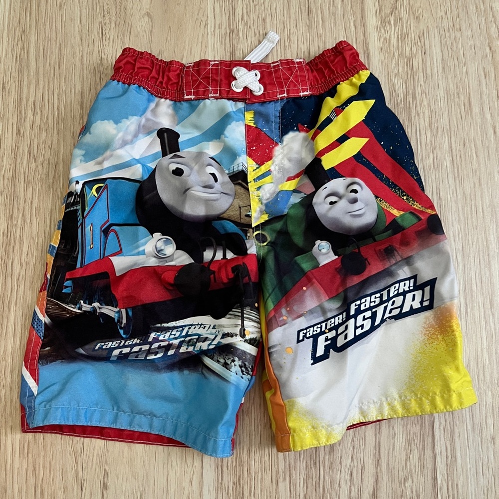 Thomas & Friends Vibrant Character Shorts